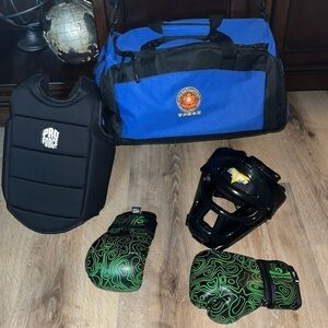 Martial Arts Karate Sparring Taekwondo Suit Set